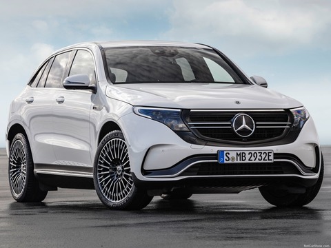 Mercedes-Benz-EQC-2020-1600-01