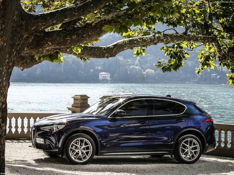 Alfa_Romeo-Stelvio-2018-1600-20