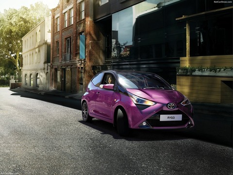 Toyota-Aygo-2019-1600-1b