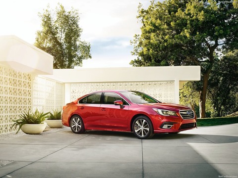 Subaru-Legacy-2018-1600-01