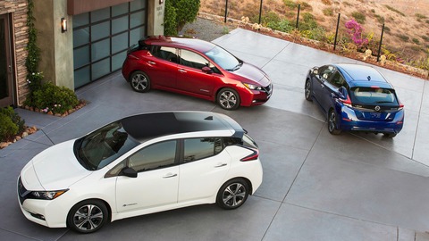 2018-Nissan-LEAF-2