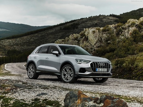Audi-Q3-2019-1600-08