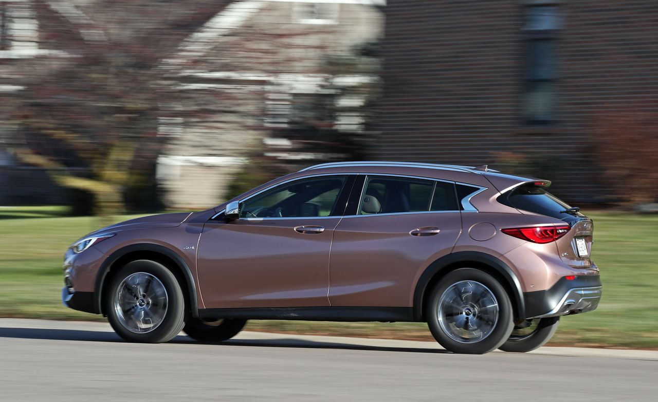 日産 高級車ブランド インフィニティ Qx30 北米で苦戦 クルマにょん人 クールjapan 日産 高級車ブランド インフィニティ Qx30 北米で苦戦 クルマにょん人 クールjapan