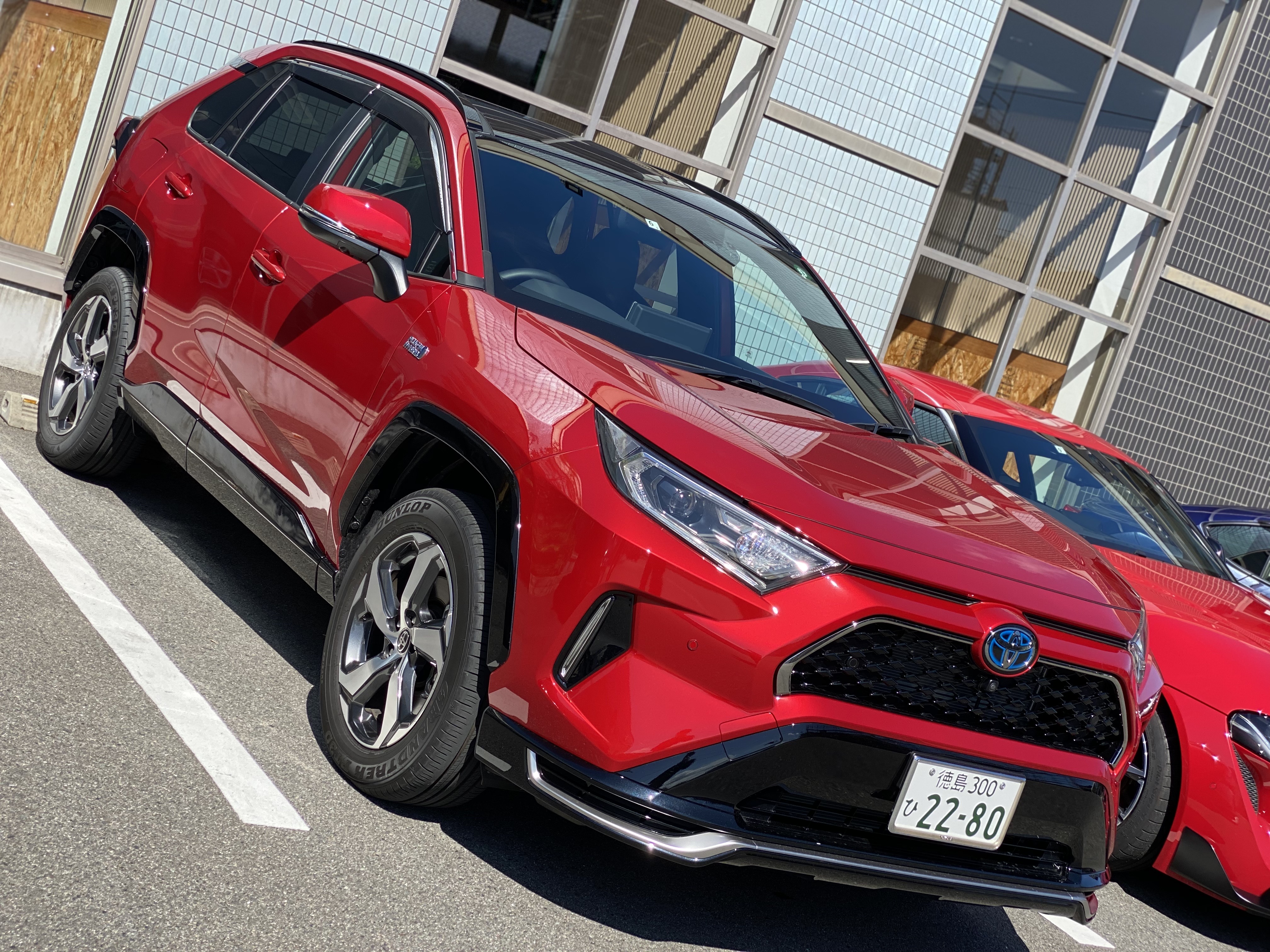 人気過ぎ トヨタ Rav4 Phvはスゲー加速力 4 690 000円 背伸びレクサスオーナー