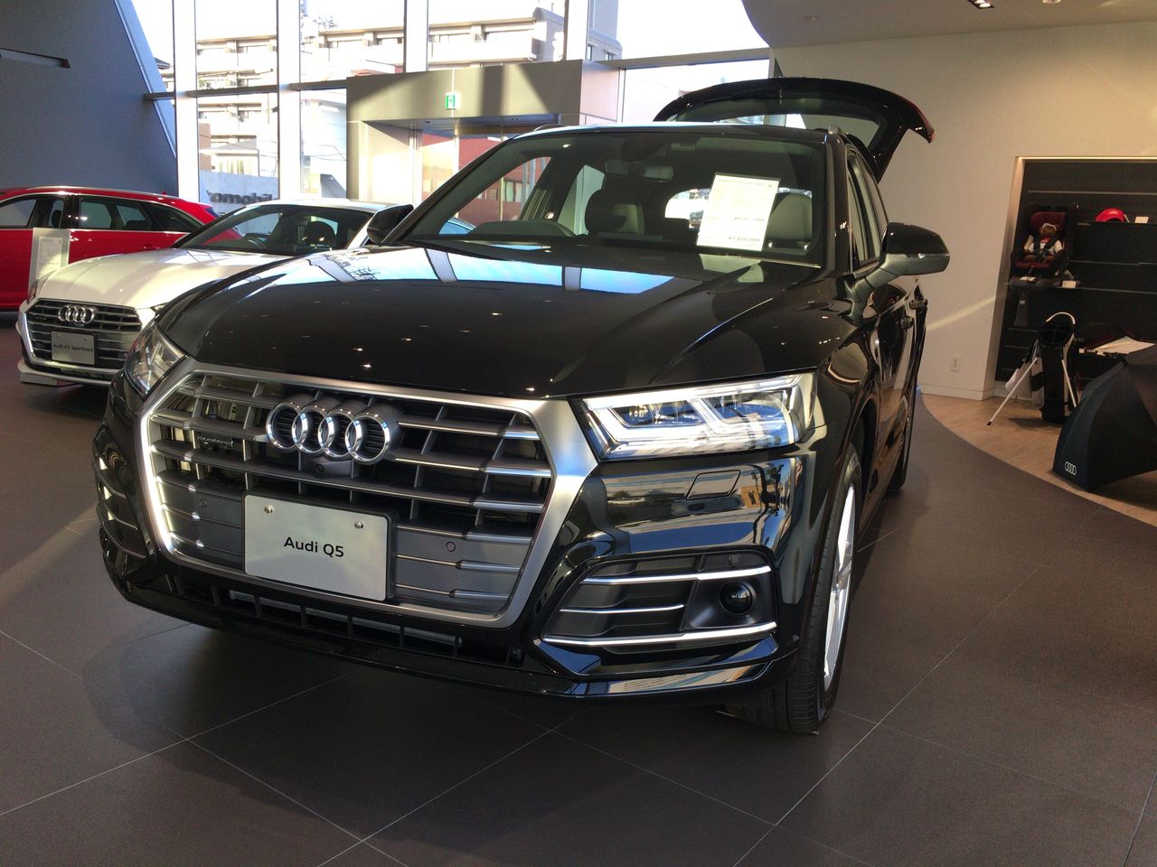 Audi Audi Q3を試乗 しかし本命はaudi Q5 拘りのaudi初体験 背伸びレクサスオーナー
