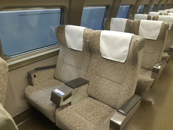 500系新幹線６号車の座席