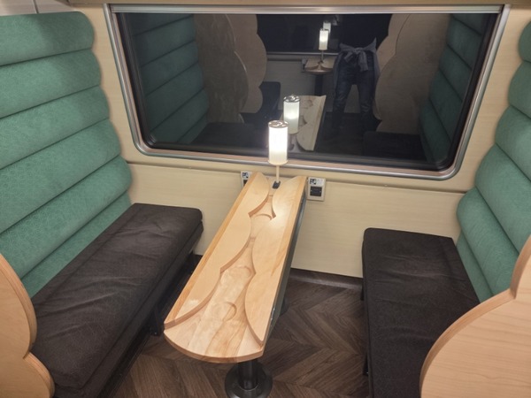 �����䤯�� ���ߥ���ѡ��ȥ��Ȥ����ʤ��緿�ơ��֥�