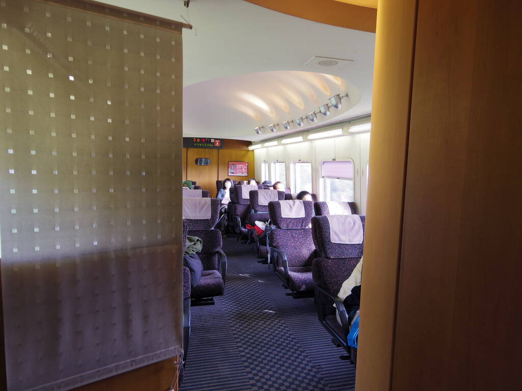 特急にちりん３号の乗車記 大分 宮崎 おすすめ車両の紹介 自由席のボックスシートについて にちりんシーガイアよりこれでいいのでは あいまいだいありー