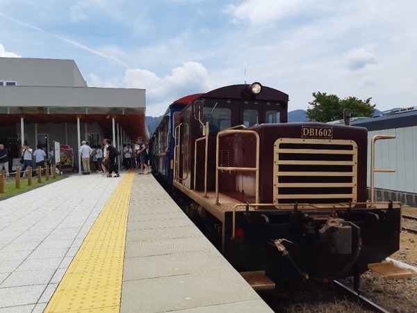 �����㲰�ؤΥ�������