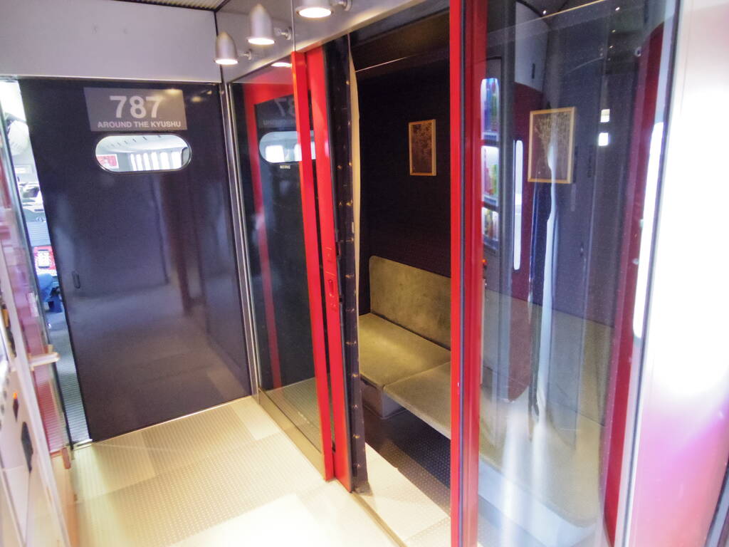 特急にちりん３号の乗車記 大分 宮崎 おすすめ車両の紹介 自由席のボックスシートについて にちりんシーガイアよりこれでいいのでは あいまいだいありー