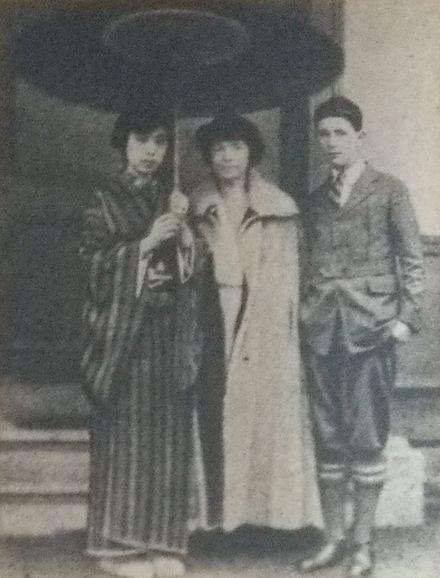 Margaret_Sanger_and_Ishimoto_Shizuko_1922