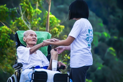hospice-1902144_960_720
