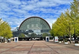 インテックス大阪の外観