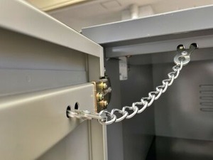 インテックス大阪のコインロッカーで働く柳瀬製作所のチェーン