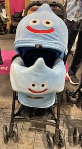スライム型のワンちゃん用のカート