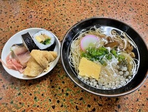 栄寿司のにゅう麺セット