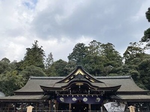 大神神社の拝殿2022年