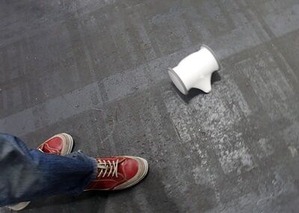 ワンちゃんに追いかけっこをしてもらうためのロボット