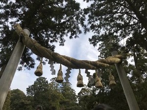 大神神社の大注連縄