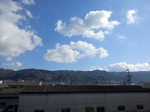 冬日和の生駒山