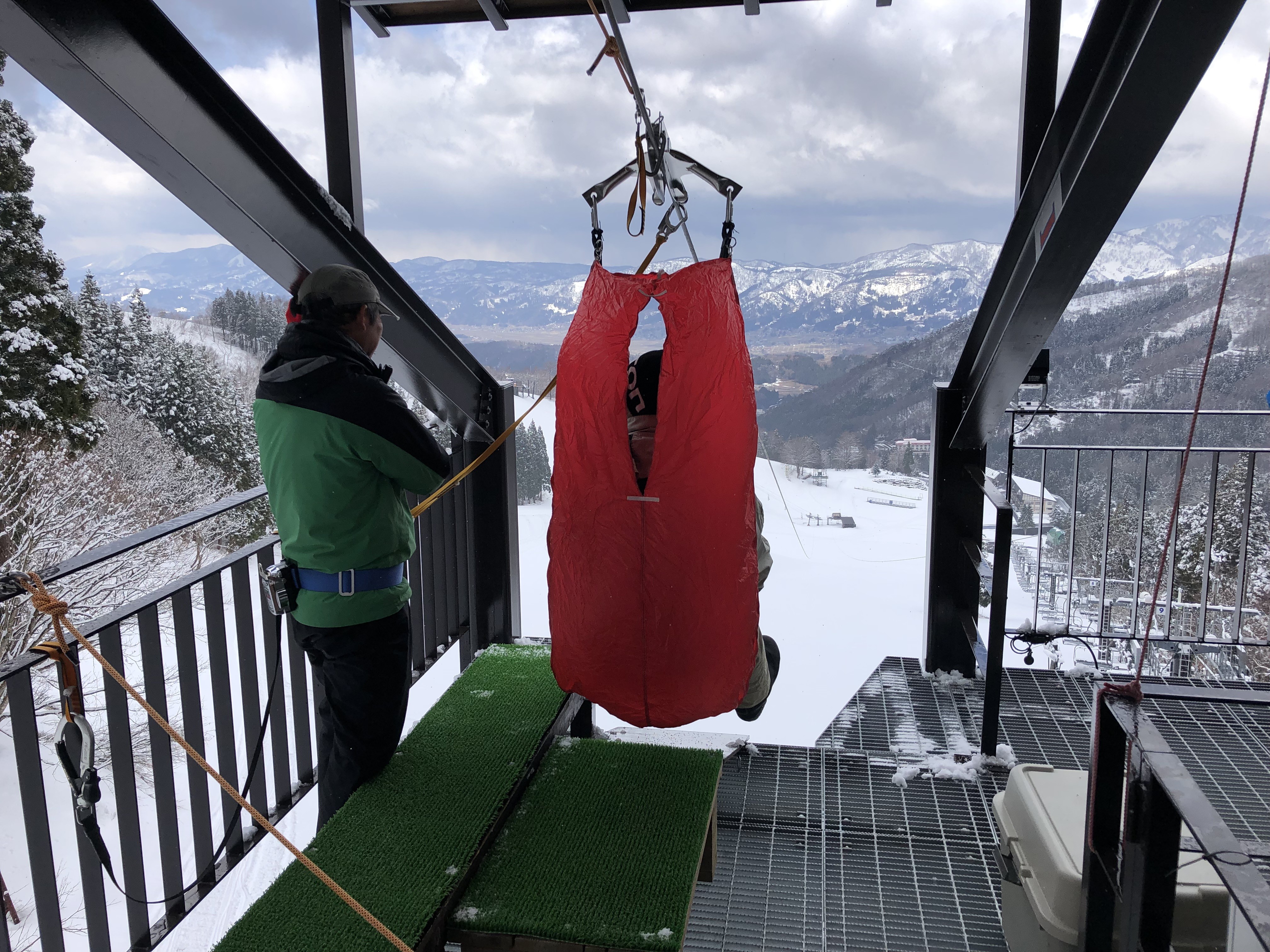 ジップライン研修 草津温泉スキー場スタッフブログ