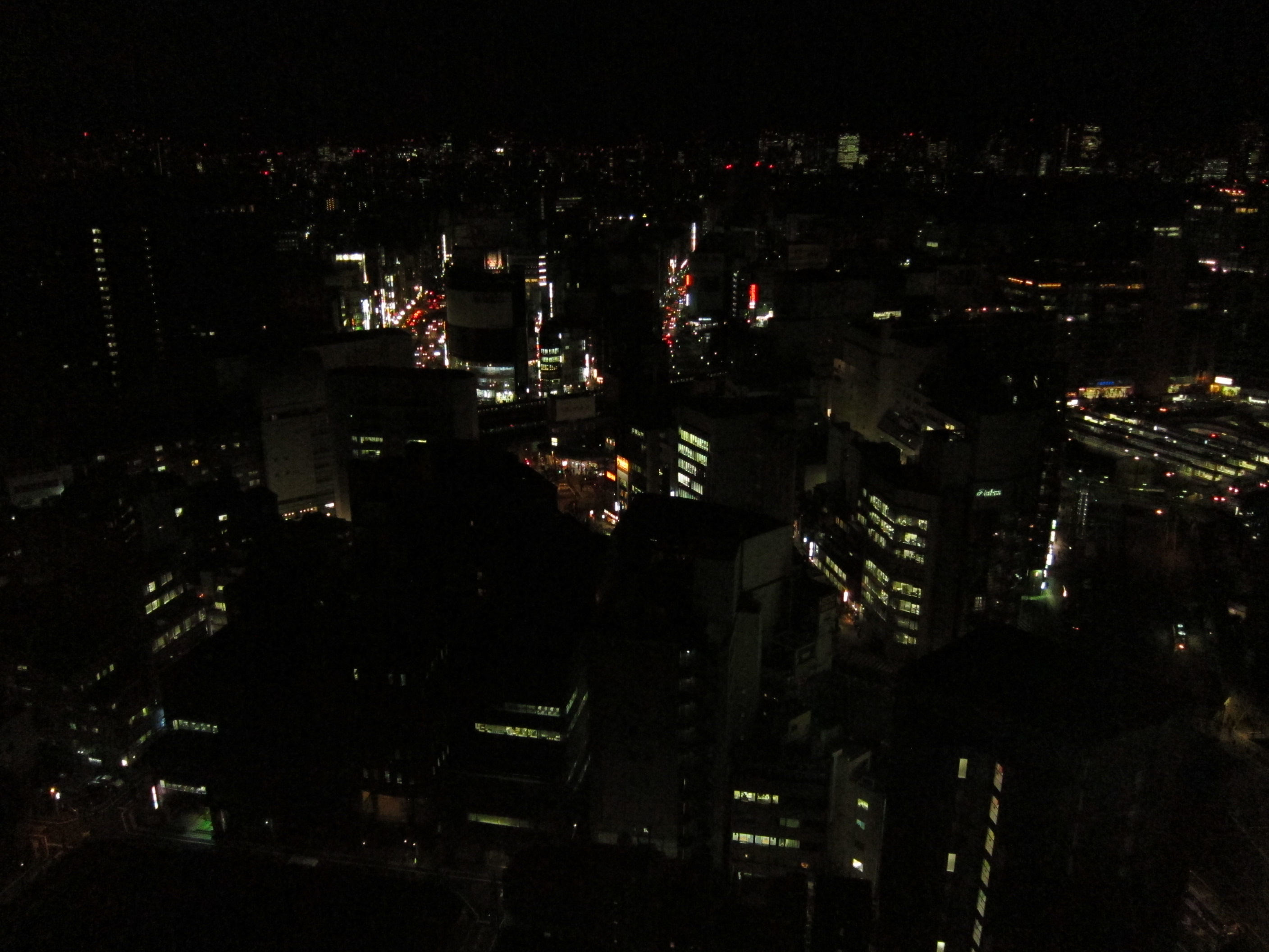 地震から17日 新宿は真っ暗です 941 Blog