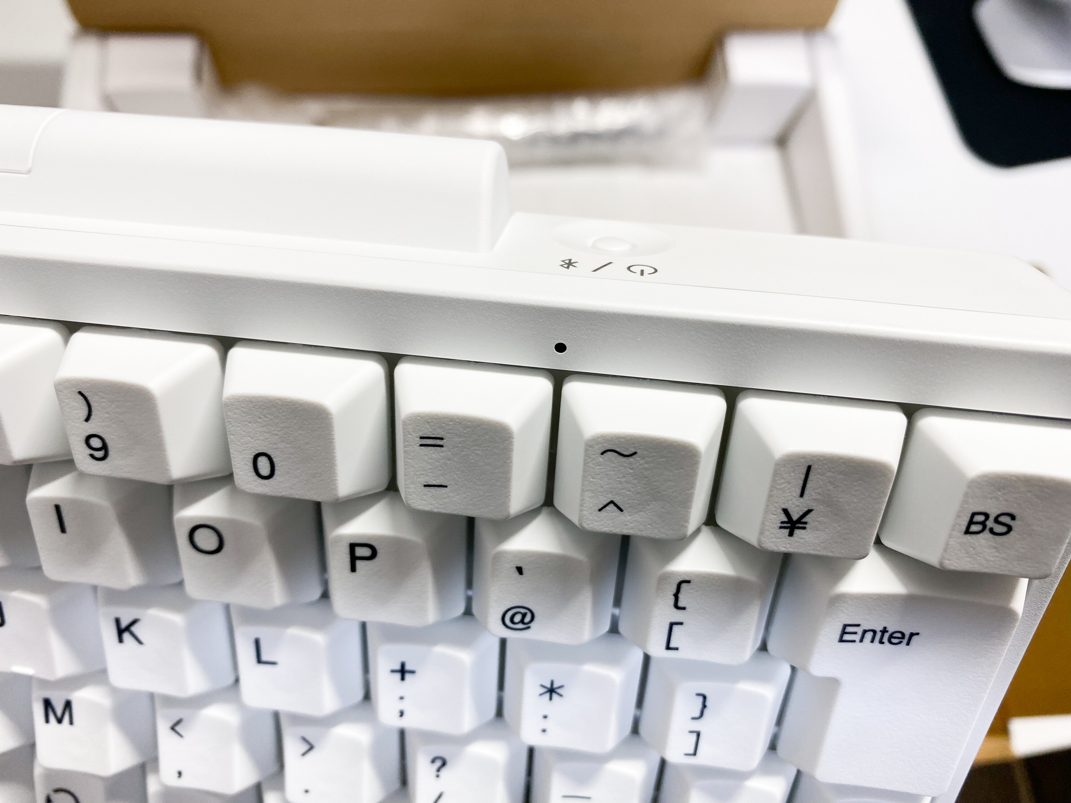 HHKB 生誕25周年特別記念モデル「Type-S 雪」&「無刻印キー HHKB 生誕25周年特別記念モデル「Type-S 雪」&「無刻印キー
