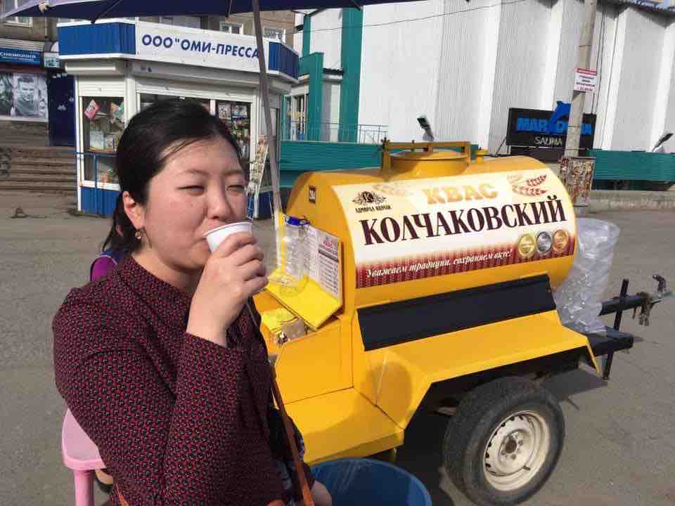ロシア 夏の風物詩 クワスを仕込む 酔う子のユーラシア大陸お散歩ログ