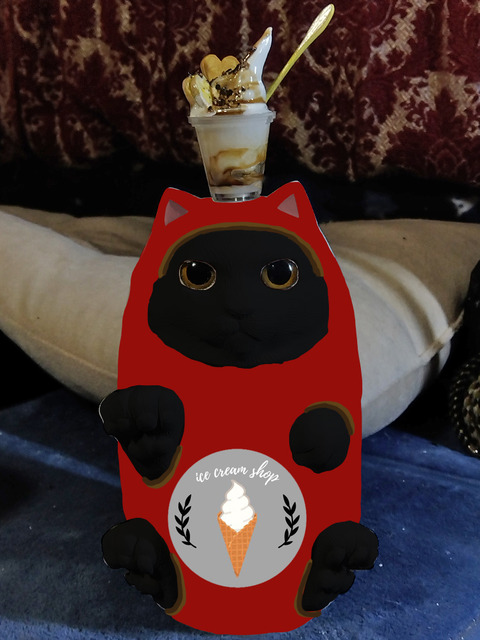 ウェルさんだるまねきねこ(赤金)