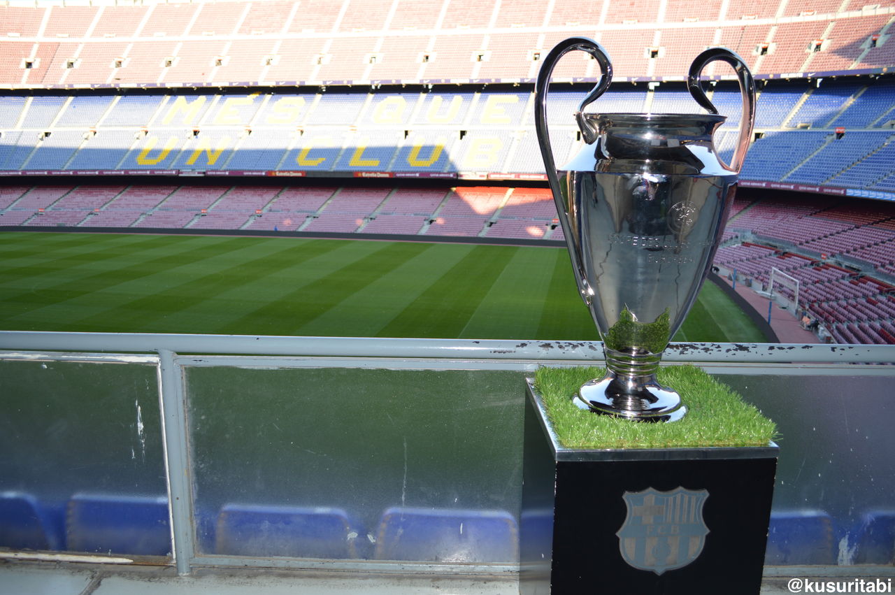 17 1 9スペイン バルセロナ 4日目 ３ カンプ ノウ ピッチ Taller De Tapas 薬人 ときどき 旅人 次の休みはどこ行こう