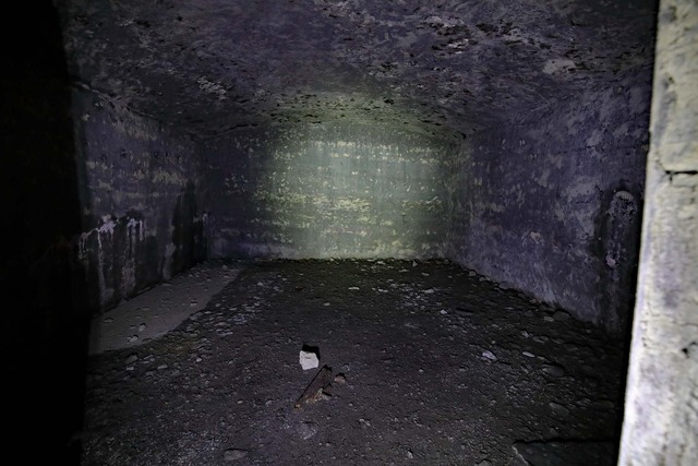187