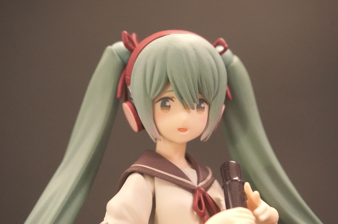 figma 初音ミク セーラー服 ver.【箱無し】 figma 初音ミク セーラー服 ver. : Trash Box