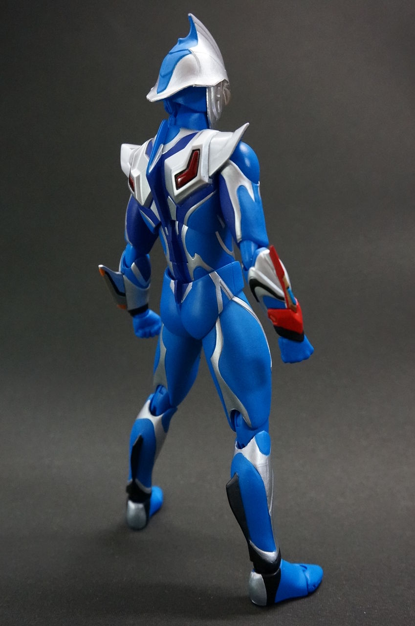 Trash Box Ultra Act ウルトラマンネクサス ジュネッスブルー