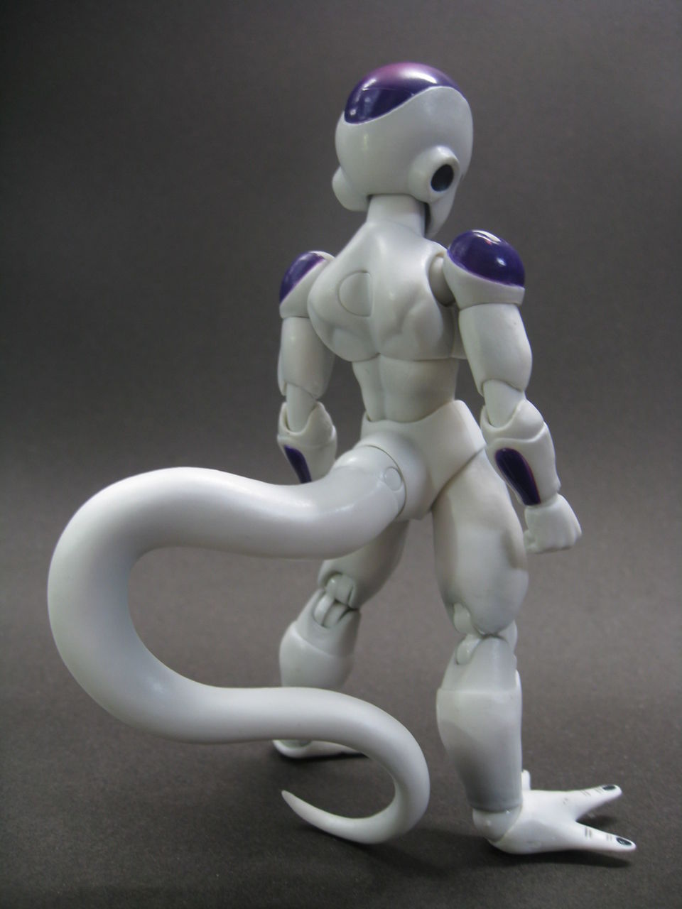 Trash Box S H Figuarts フリーザ 最終形態