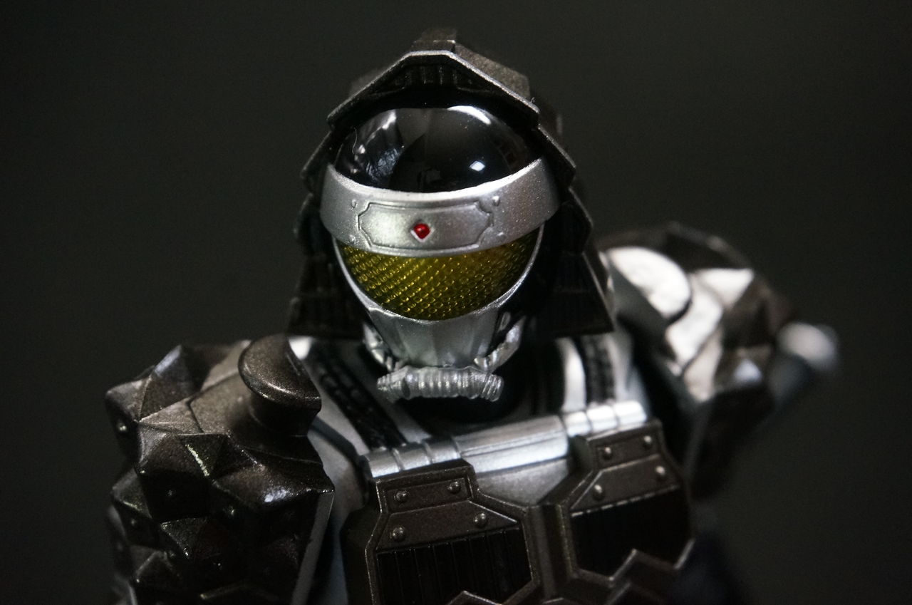 Trash Box S H Figuarts 仮面ライダー黒影 マツボックリアームズ Trash Box S H Figuarts 仮面ライダー黒影 マツボックリアームズ