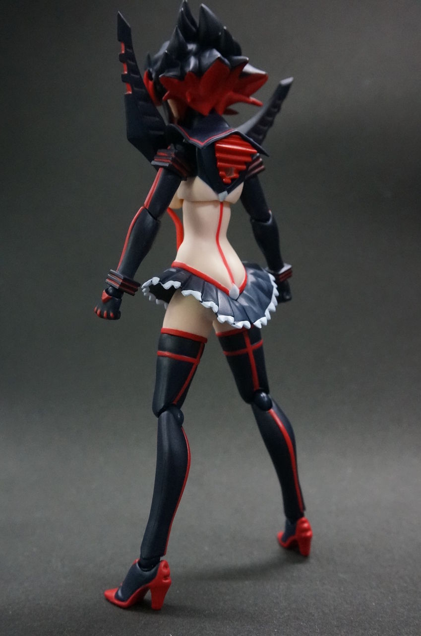 figma 纏流子 Amazon.co.jp: figma キルラキル 纏流子 ノンスケール ABS&PVC製