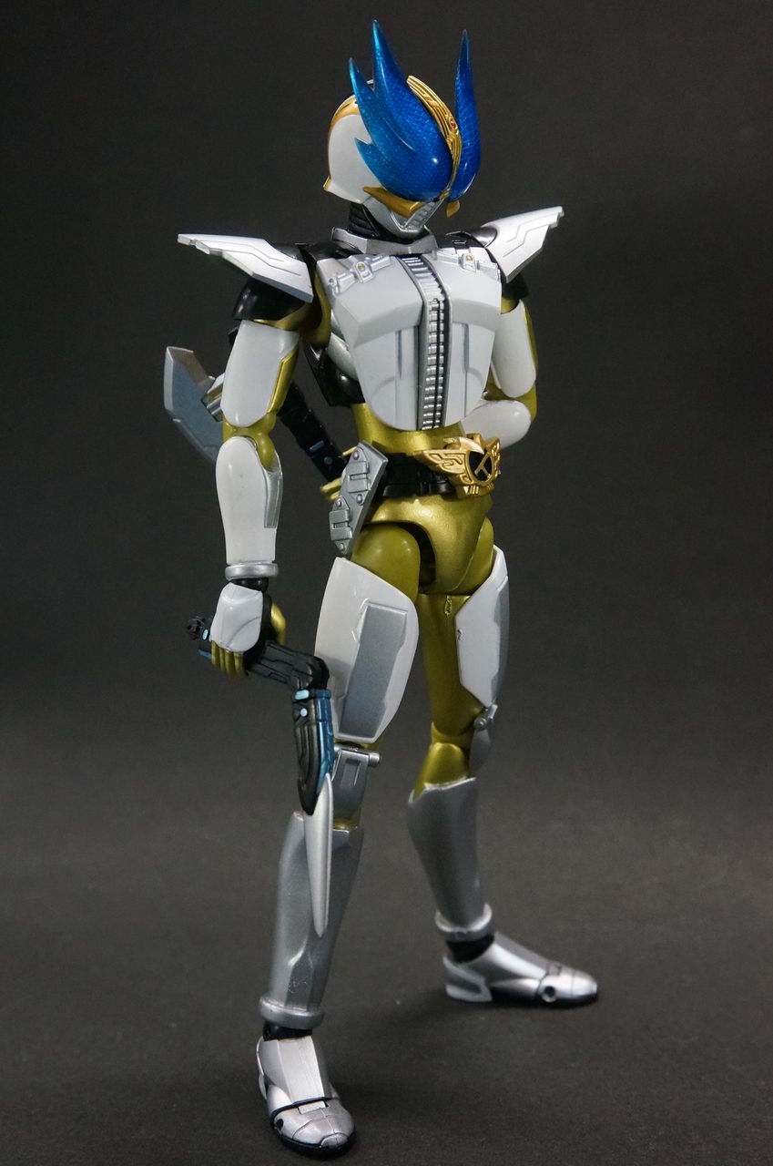 人気沸騰ブラドン S.H.Figuarts 仮面ライダー電王ウイングフォーム ...