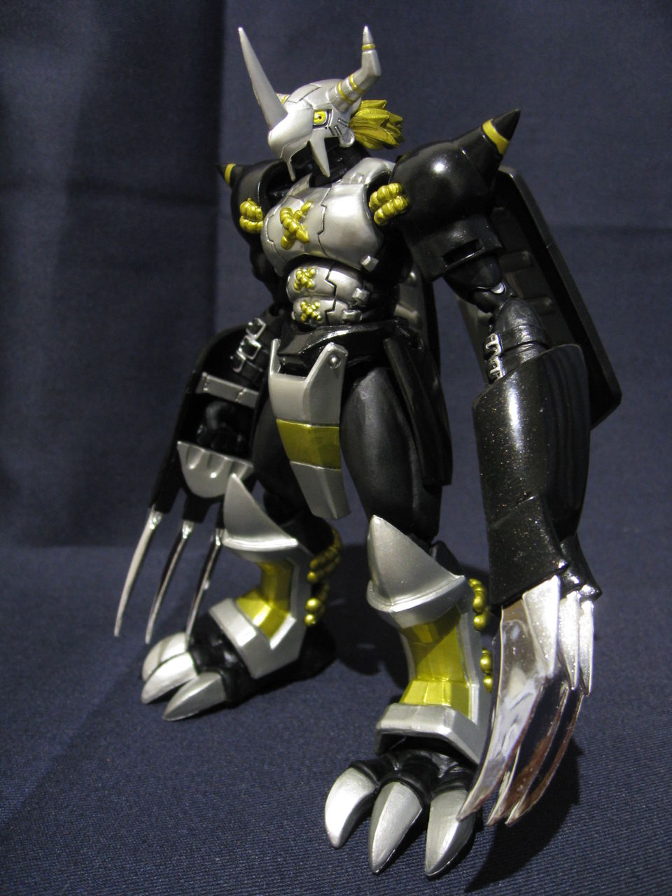 d-arts ブラックウォーグレイモン 283: ブラックウォーグレイモン (D-Arts) | 黒いTOY | Reader's