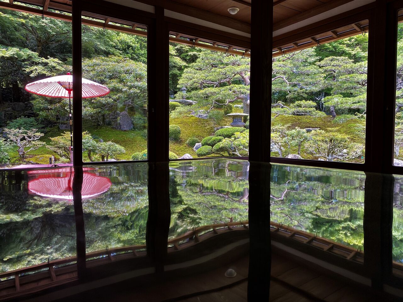 鶴喜そばと旧竹林院 ALPINA燦々