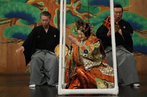 7db5eb85-73ca-4628-8dec-386b85119f3b