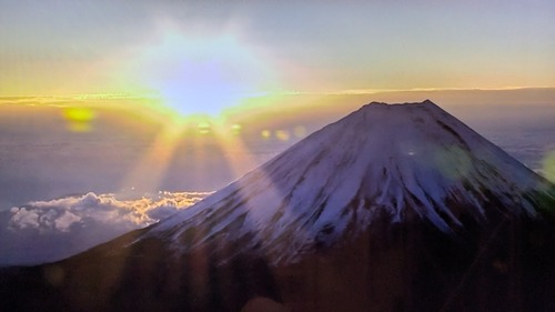 PXL_20251231_220014501