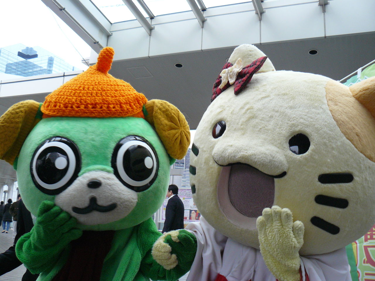 ジョージｚ断髪式の様子 大崎散歩14年12月29日 月 みっけちゃん 公式サイト 大阪府枚方市くずは