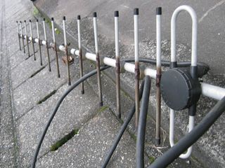 ANT01-0375_R