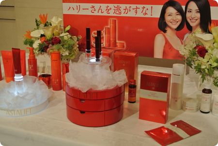 �ٻΥե���� �֥�������եȤǳ𤨤�ե��ȥ����˥å���������ס����򥳥�ȥ����뤹��ᥤ���ѡ�