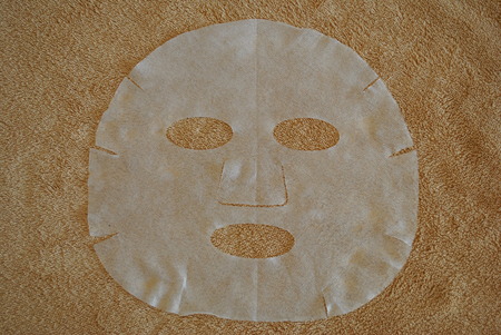 クイーンズプレミアムマスク