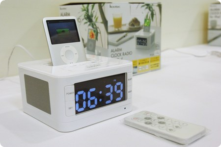 ALARM CLOCK RADIO for iPod 1