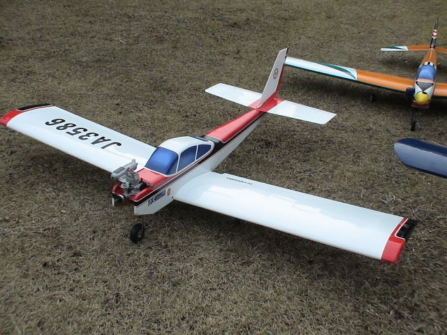 ムサシノ模型飛行機研究所　スカイパピー 小型ラジコン飛行機キット ムサシノ模型飛行機研究所 スカイパピー 小型ラジコン飛行機