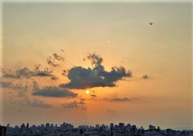 梅雨時の夕陽2