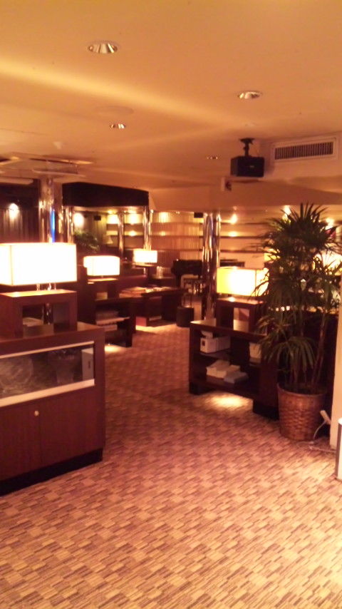 クラブ フュージョン キャバクラ紹介 派遣サイト キャバネット のアドバイザーblog