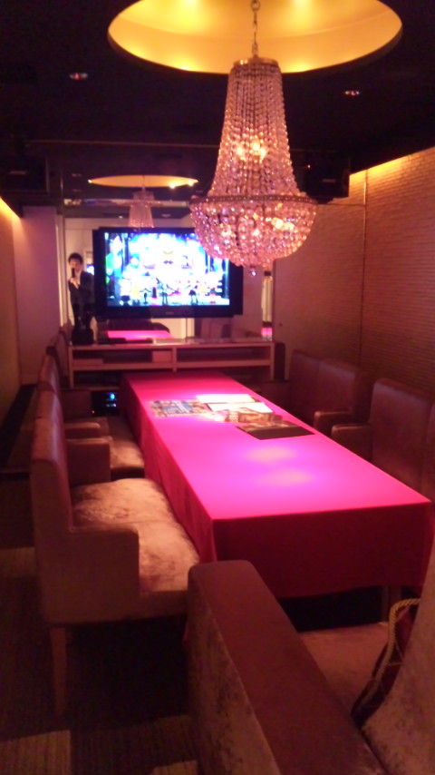 ガールズバー Karaoke Bar のカラオケルーム キャバクラ紹介 派遣サイト キャバネット のアドバイザーblog